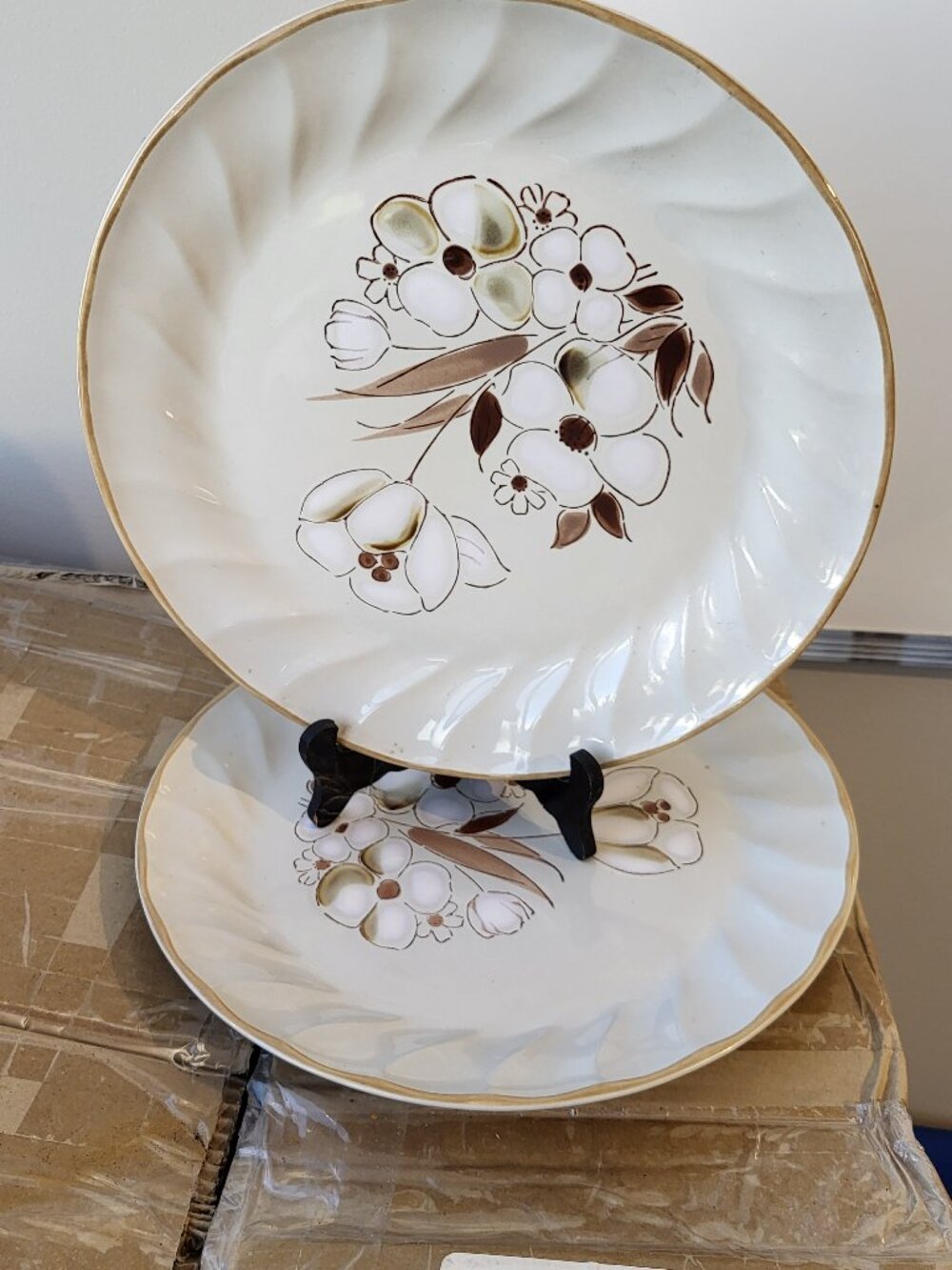 2 Sculptura Hearthside Stoneware Felicity Dinner Plate